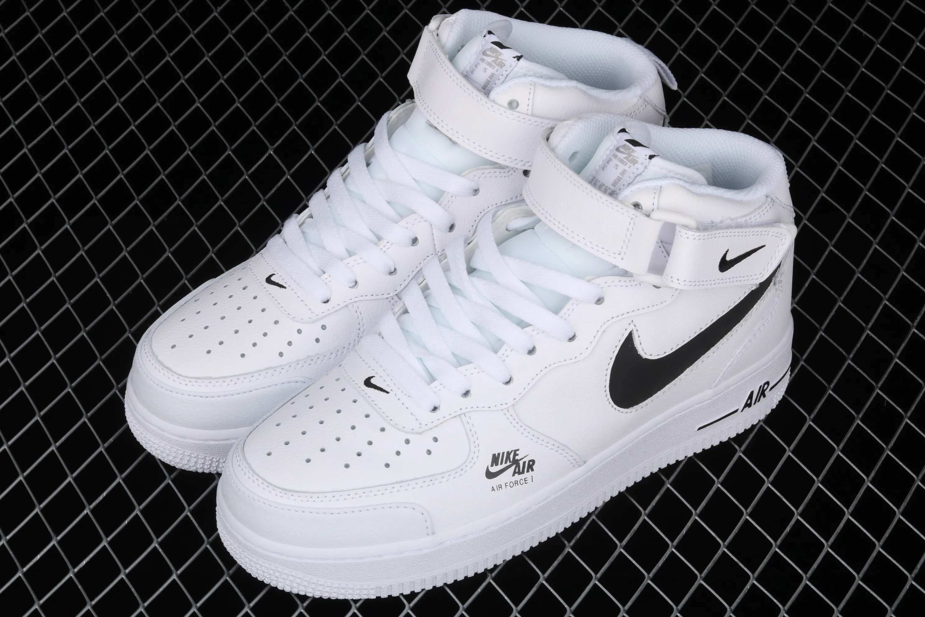 All categories Nk Air Force 1 Air Force series Nk Air Force 1 Mid Air Force mid-top Nk Air Force 1 Mid "Premium" black and white colorful color Air Force One Chinese casual sneakers CV3039-108
